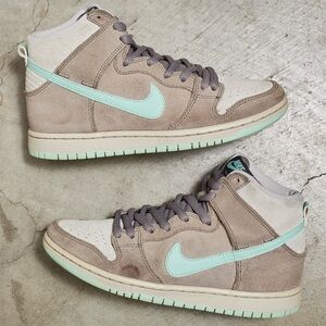 Nike SB Dunk High Pro ‘Soft Grey/Medium Mint’